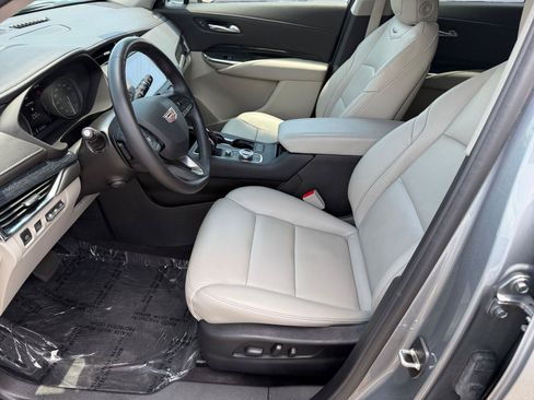 Certified 2023 Cadillac XT4 Premium Luxury w/ Technology Package FWD image 11