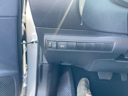 Used 2025 Toyota Corolla SE FWD image 19