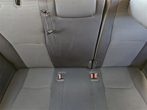 Used 2023 Toyota Highlander L image 8