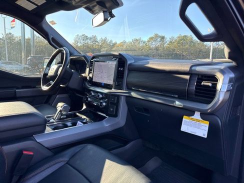 Used 2024 Ford F150 Lariat w/ FX4 Off-Road Package image 9