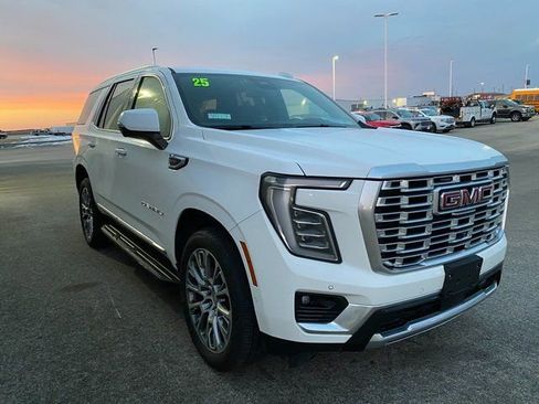 Used 2025 GMC Yukon Denali image 4