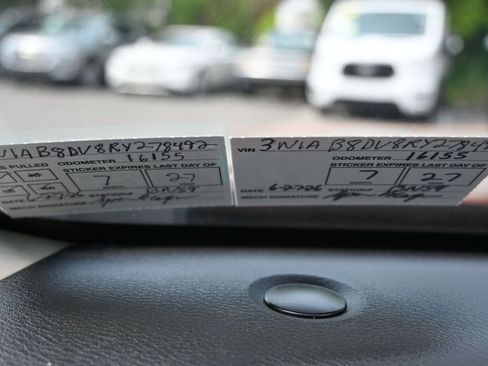 Used 2024 Nissan Sentra SR w/ SR Premium Package FWD image 15
