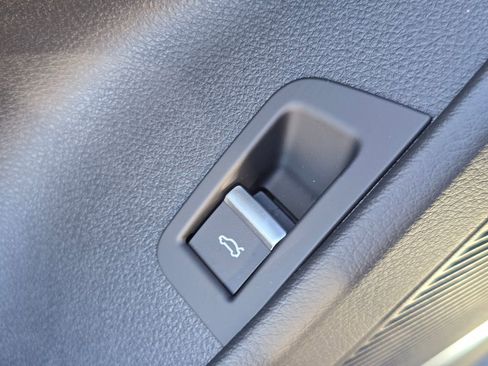 New 2026 Audi Q8 Premium Plus image 23