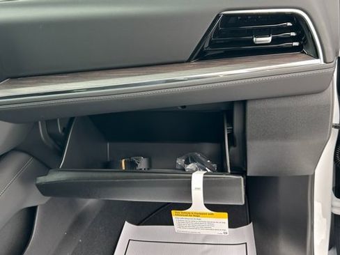 New 2026 Chevrolet Suburban LT w/ Comfort Package image 52