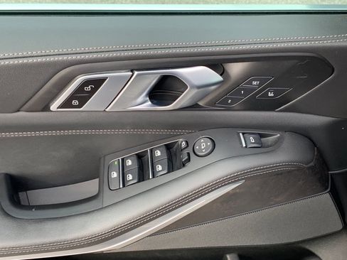 Used 2024 BMW X5 xDrive40i w/ Premium Package image 13