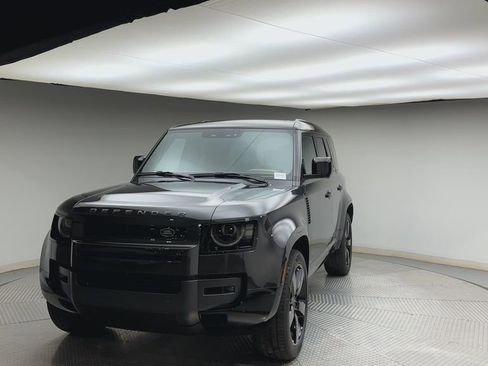 New 2026 Land Rover Defender 110 X-Dynamic SE image 7