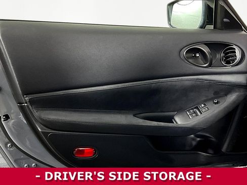 Certified 2024 Nissan Z Performance w/ Floor Mat Package RWD image 19