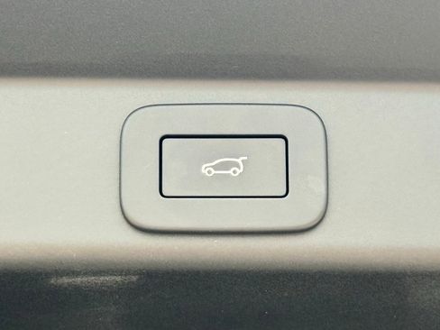 New 2025 Land Rover Range Rover Sport Dynamic SE image 33