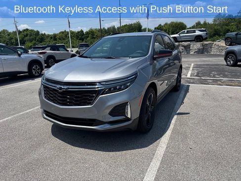 Used 2023 Chevrolet Equinox Premier w/ Redline Edition FWD image 3