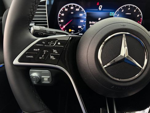 New 2026 Mercedes-Benz GLE 450 4MATIC image 15