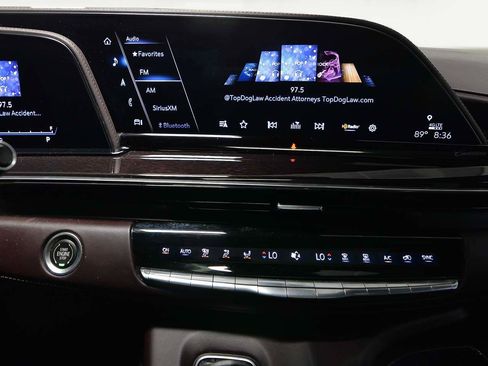 Used 2023 Cadillac Escalade Premium Luxury Platinum AWD/4WD image 19