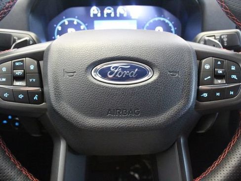 Used 2024 Ford Ranger Raptor AWD/4WD image 13