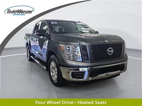 Used 2019 Nissan Titan SV w/ SV Convenience Package AWD/4WD image 1
