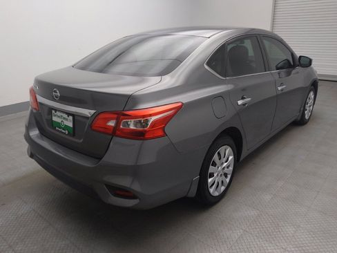 Used 2019 Nissan Sentra S FWD image 9