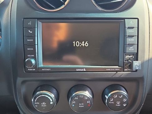 Used 2016 Jeep Patriot High Altitude AWD/4WD image 24
