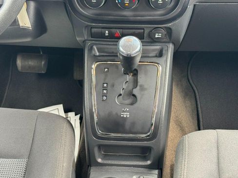 Used 2016 Jeep Patriot Sport FWD image 14