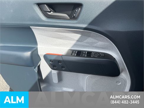 Used 2024 Ford Maverick XLT w/ XLT Luxury Package image 28