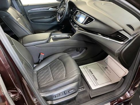 Certified 2024 Buick Enclave Avenir w/ Avenir Technology Package AWD/4WD image 18