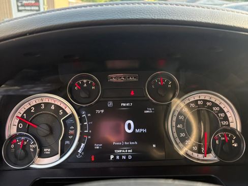 Used 2014 RAM 3500 Laramie AWD/4WD image 10