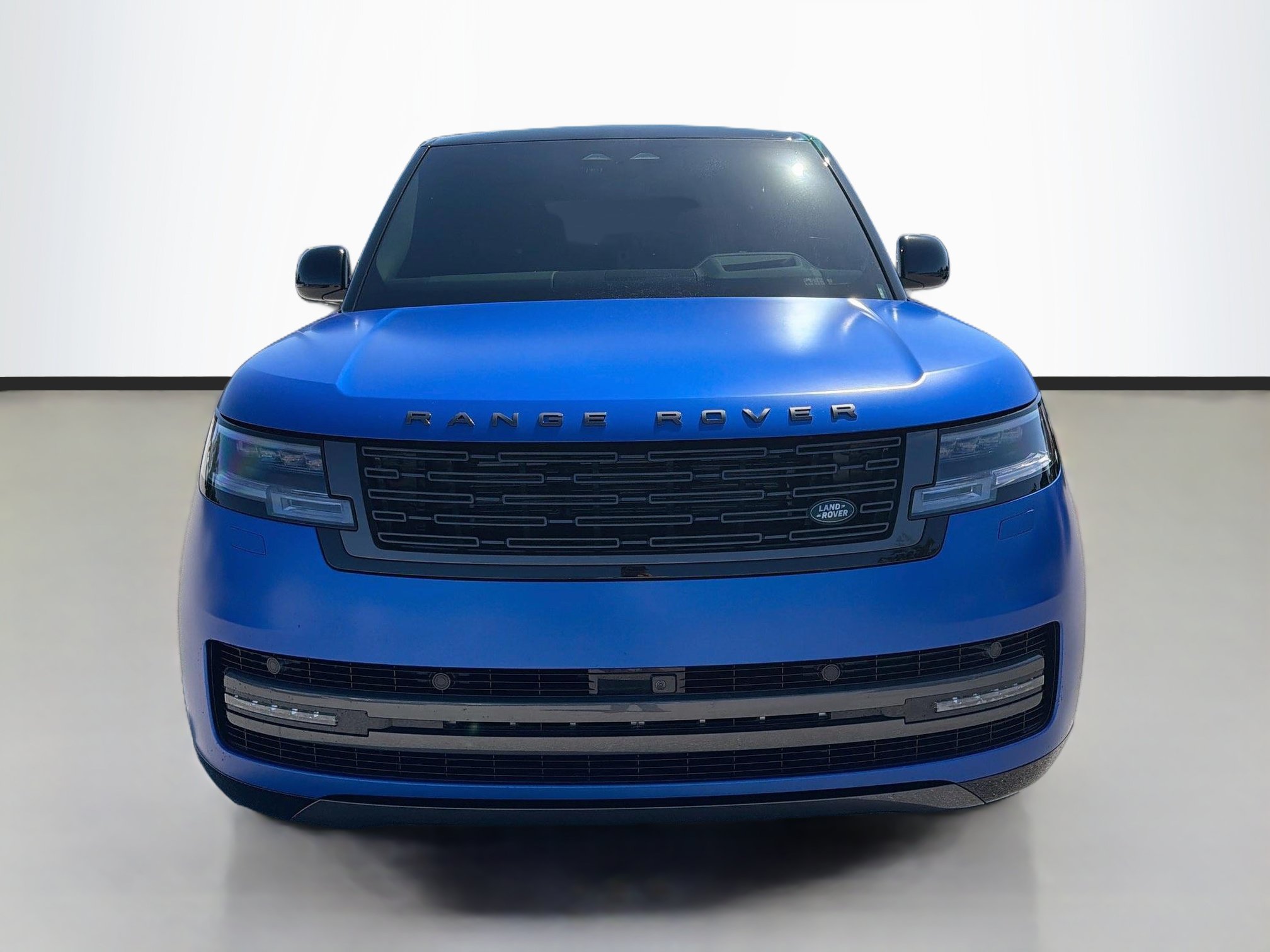 Used 2025 Land Rover Range Rover Long Wheelbase SE AWD/4WD image 8