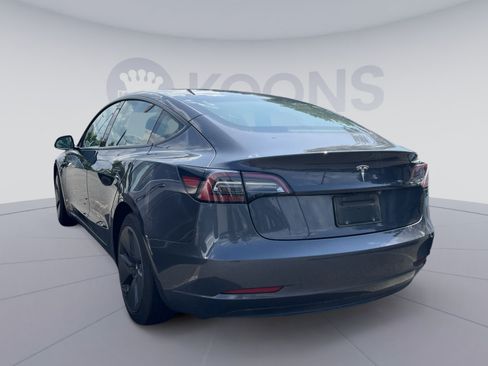 Used 2023 Tesla Model 3 Standard Range RWD image 2