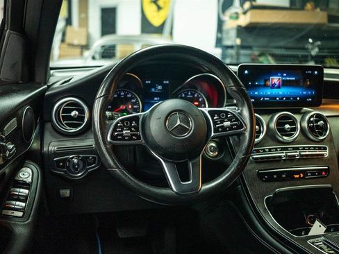 Used 2020 Mercedes-Benz GLC 300 4MATIC image 16