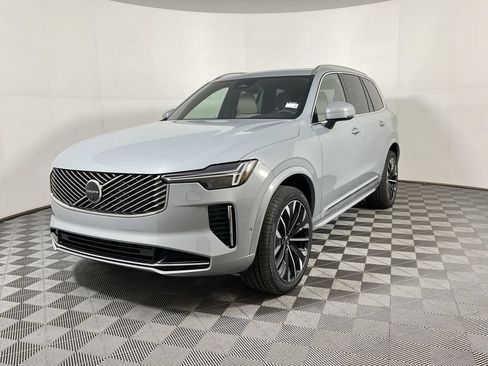 New 2026 Volvo XC90 B6 Plus w/ Protection Package Premier AWD/4WD image 4