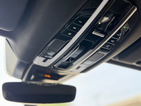 Certified 2023 Porsche Cayenne AWD/4WD image 22