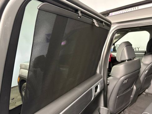 Used 2024 Hyundai Santa Fe Limited image 48