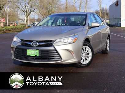Used 2016 Toyota Camry LE