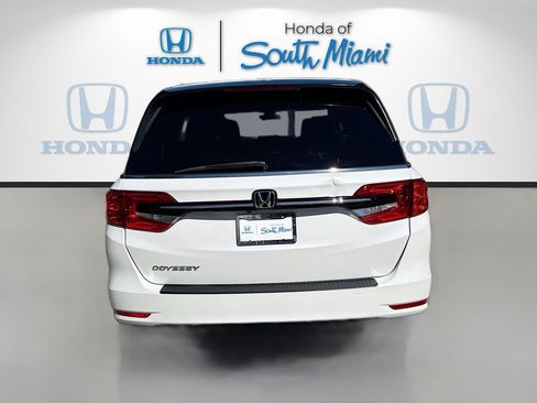 Used 2023 Honda Odyssey EX-L image 6
