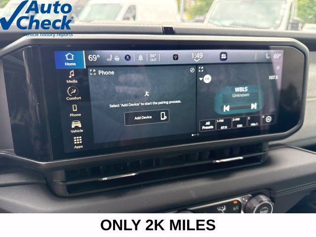Used 2024 Jeep Wrangler Unlimited Sahara AWD/4WD image 5