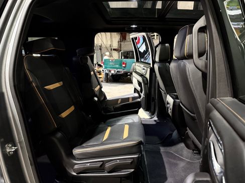 Used 2023 GMC Yukon XL AT4 w/ AT4 Premium Package image 22