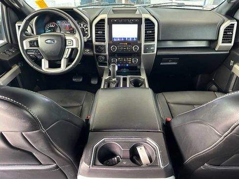 Used 2020 Ford F150 Lariat RWD image 11