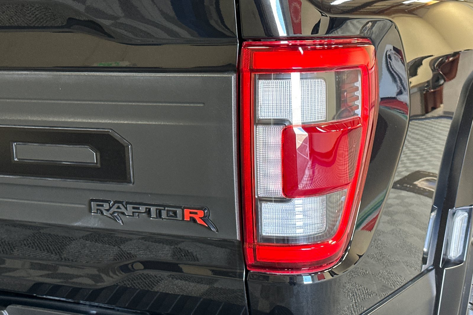 Used 2023 Ford F150 Raptor w/ Equipment Group 802A Raptor R AWD/4WD image 49