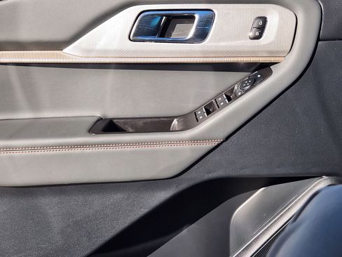 New 2026 Ford Explorer Active image 21