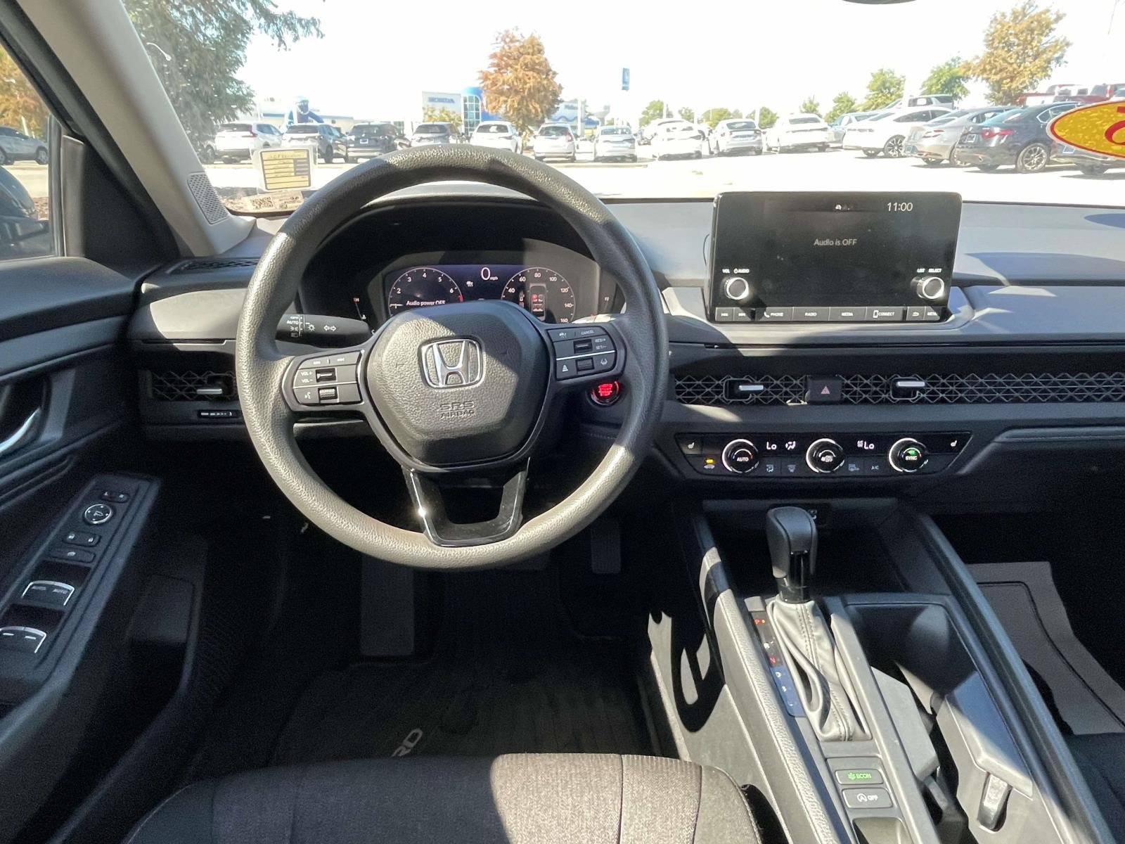 Used 2025 Honda Accord SE image 11