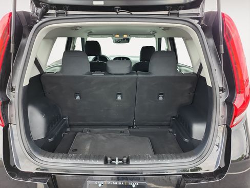Used 2022 Kia Soul LX w/ Technology Package FWD image 15