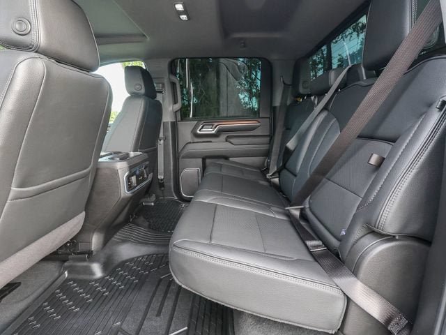 Used 2025 GMC Sierra 3500 Denali w/ Denali Reserve Package AWD/4WD image 29