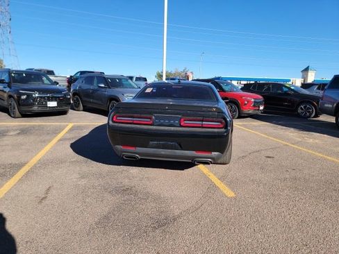 Used 2022 Dodge Challenger R/T Scat Pack image 6