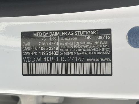 Used 2017 Mercedes-Benz C 300 4MATIC Sedan image 37