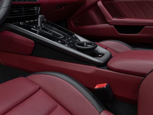 Certified 2025 Porsche 911 Carrera RWD image 24