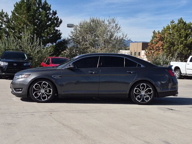 Used 2018 Ford Taurus SHO AWD/4WD image 9