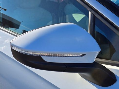 Used 2022 Volkswagen ID.4 Pro S w/ Gradient Package image 28