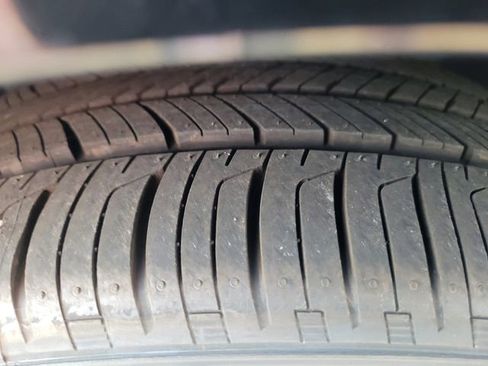 New 2025 Nissan Sentra SR w/ SR Premium Package image 14