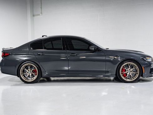 Used 2022 BMW M5 CS image 2