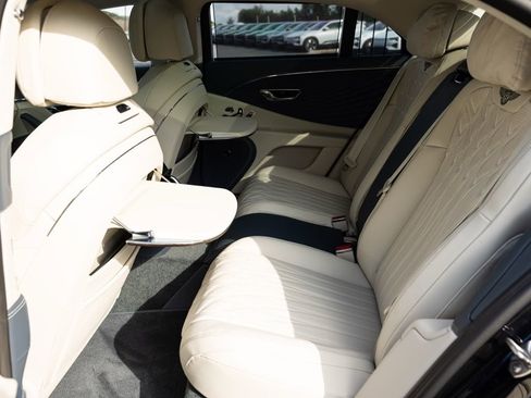 New 2026 Bentley Flying Spur Plug-In Hybrid AWD/4WD image 60