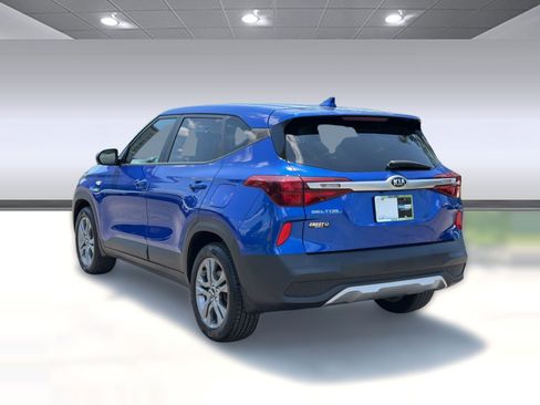 Used 2021 Kia Seltos LX AWD/4WD image 3