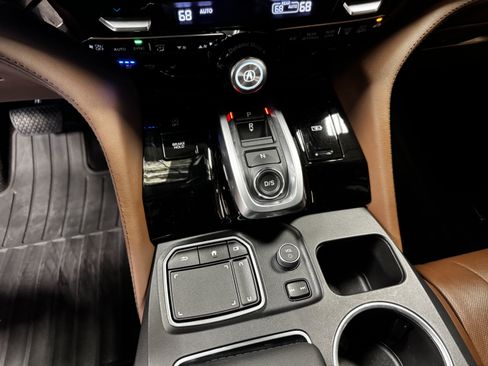 Certified 2024 Acura MDX SH-AWD w/ Advance Package image 31
