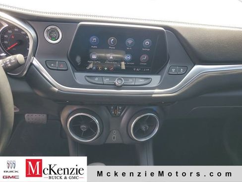 Used 2021 Chevrolet Blazer LT image 15